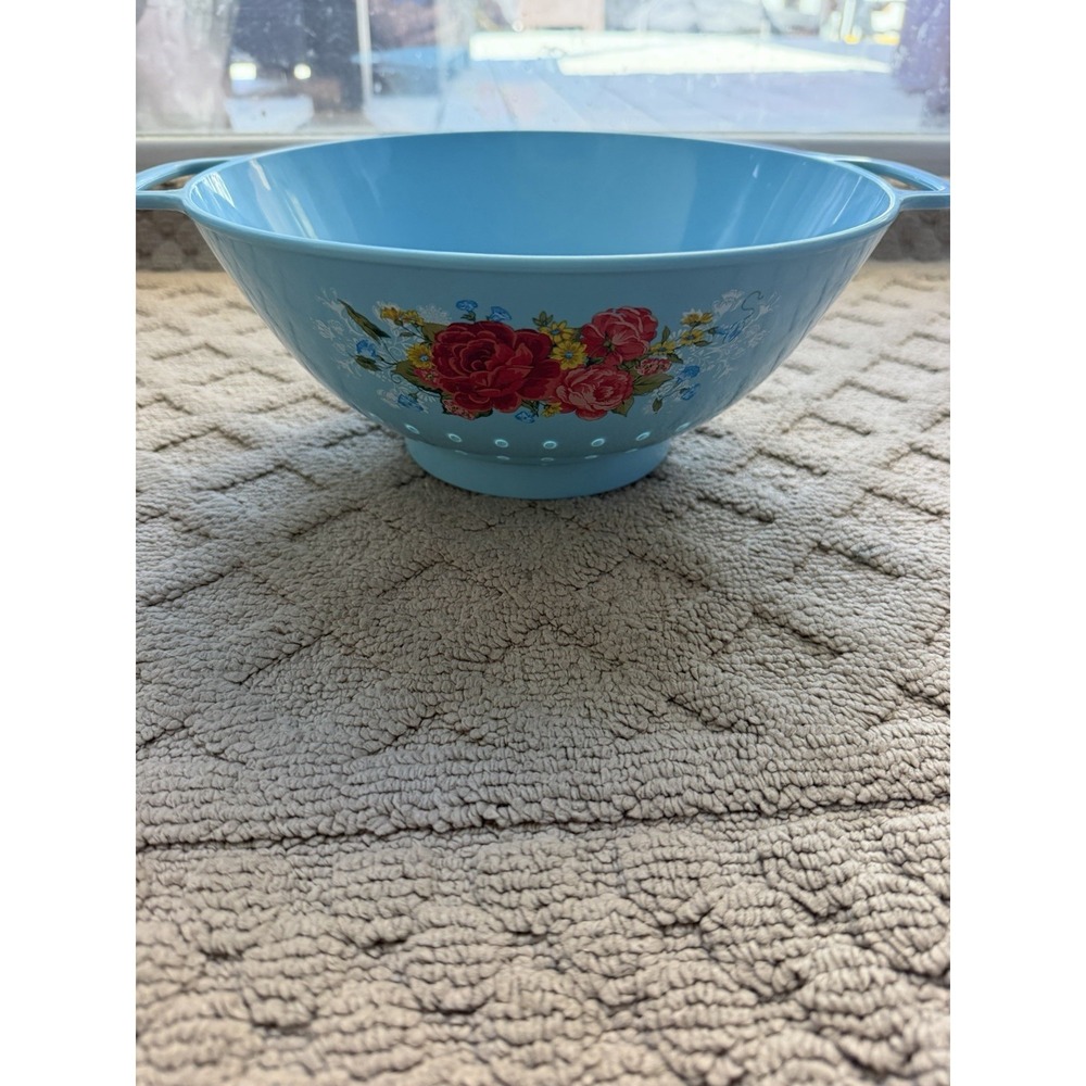 The Pioneer Woman Blue Floral Plastic Colander